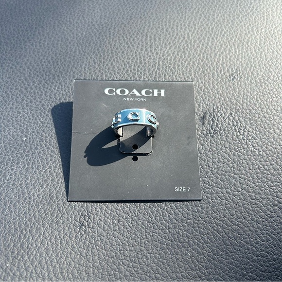New Women’s Razz Blue Coach Ring / Size 7 NWT - Picture 1 of 6